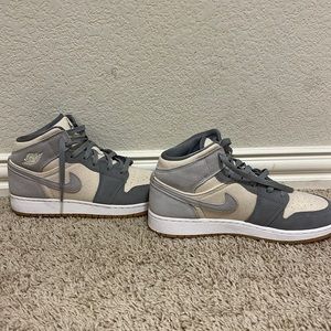 Air jordan’s, size 7 in woman’s